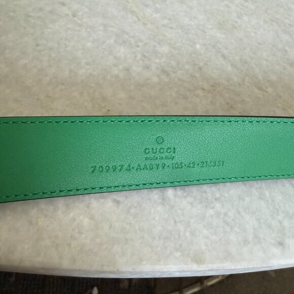 Gucci 709974 Unisex Black Leather Belt with Ceramic Green G Buckle, 100 or 105 - Picture 6 of 15